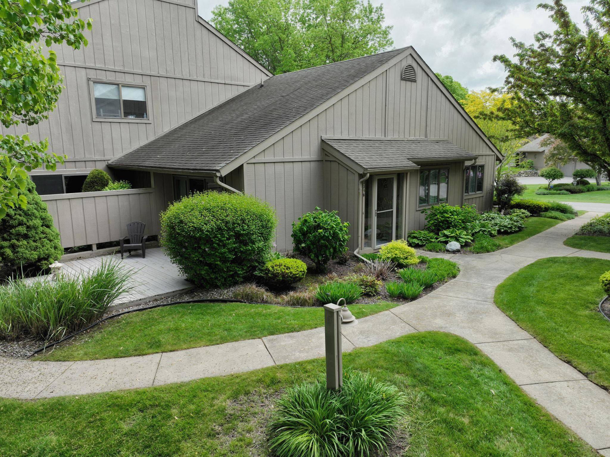 2339 Bay Woods Court, Bay City, MI 48706