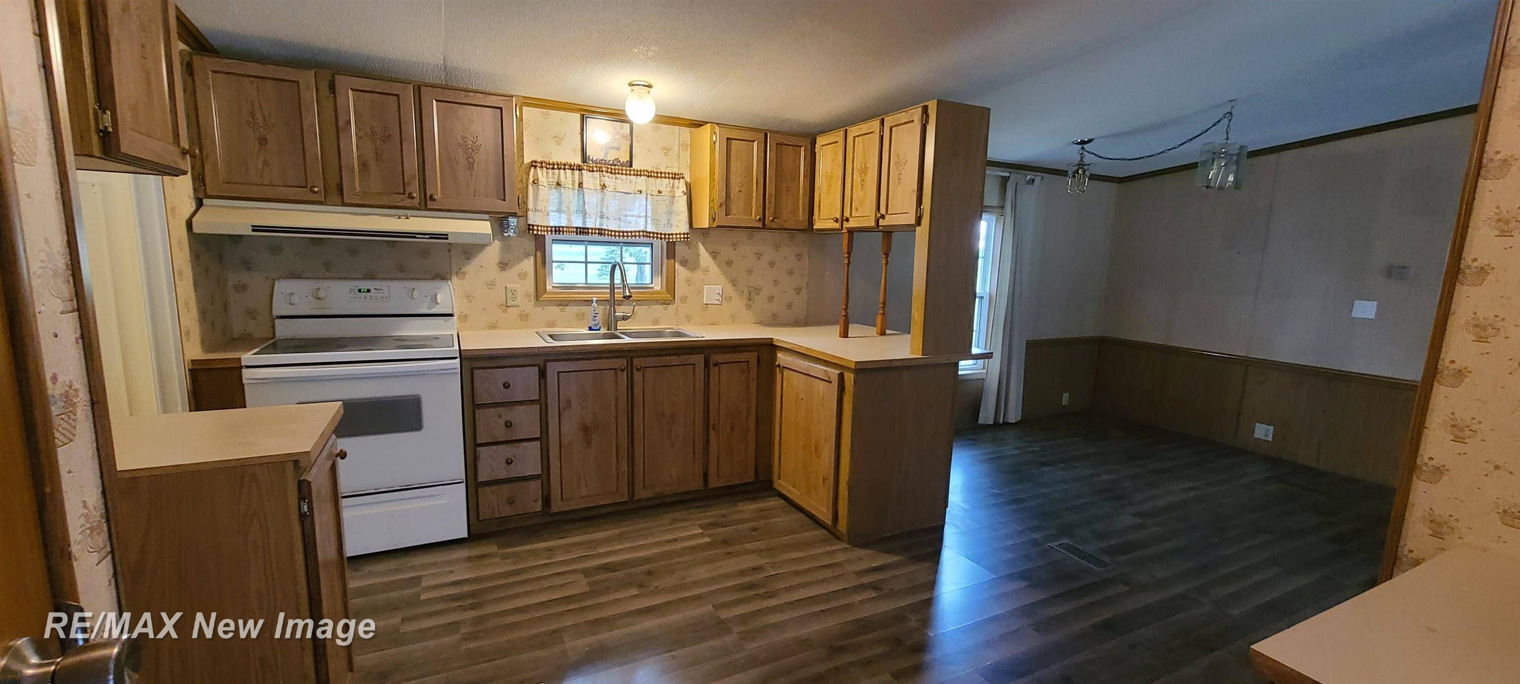 Chesaning, MI 48616,14800 Fordney Road