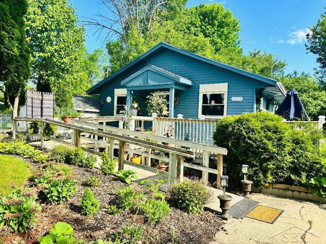 2093 California Avenue, Bridgeport, MI 48601