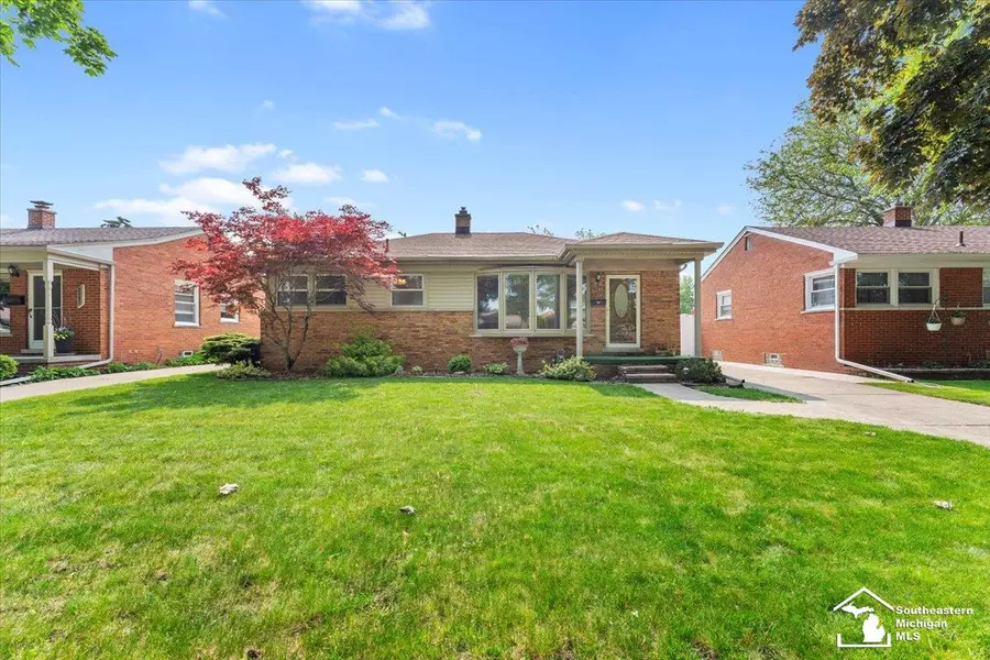 8691 Louise Street, Allen Park, MI 48101