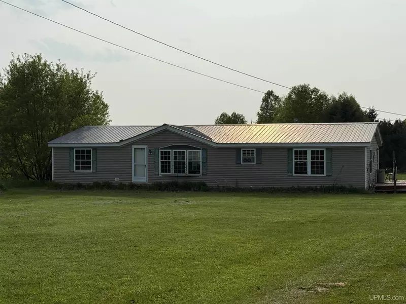 50071 Bootjack Road, Lake Linden, MI 49945