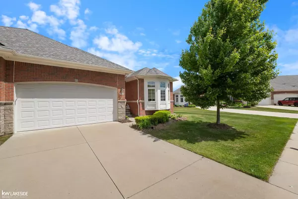 14965 North Park Drive, Shelby Twp, MI 48315