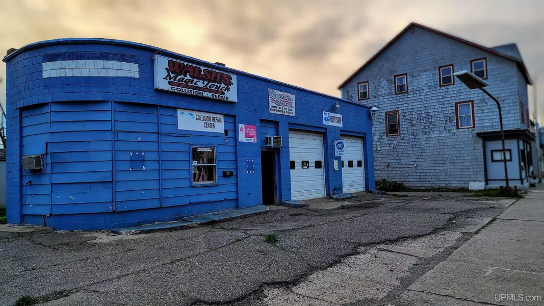 212 S 2nd Street, Ishpeming, MI 49849