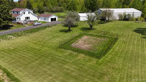 847 N Co Rd 545 Road, Skandia, MI 49885