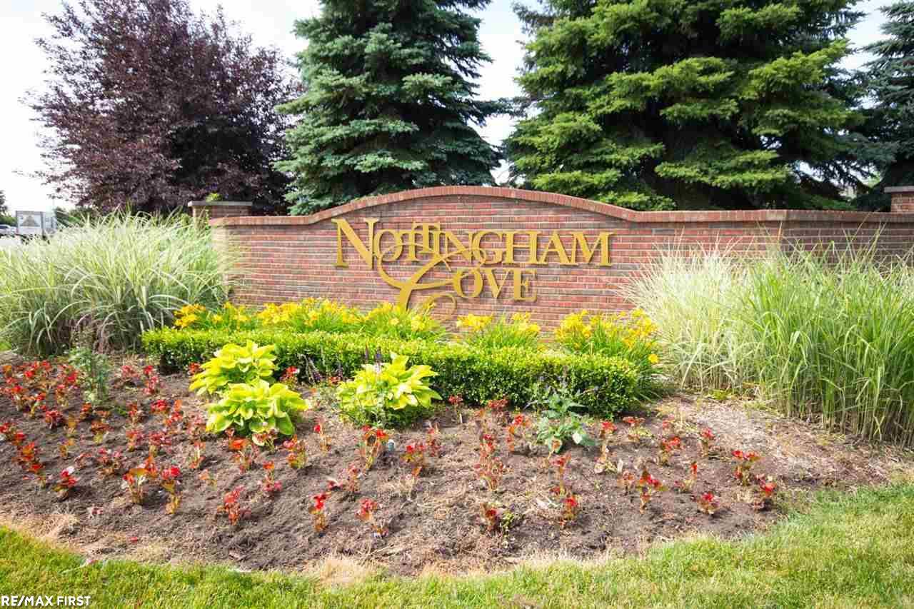 13119 Hazelnut Drive, Sterling Heights, MI 48313