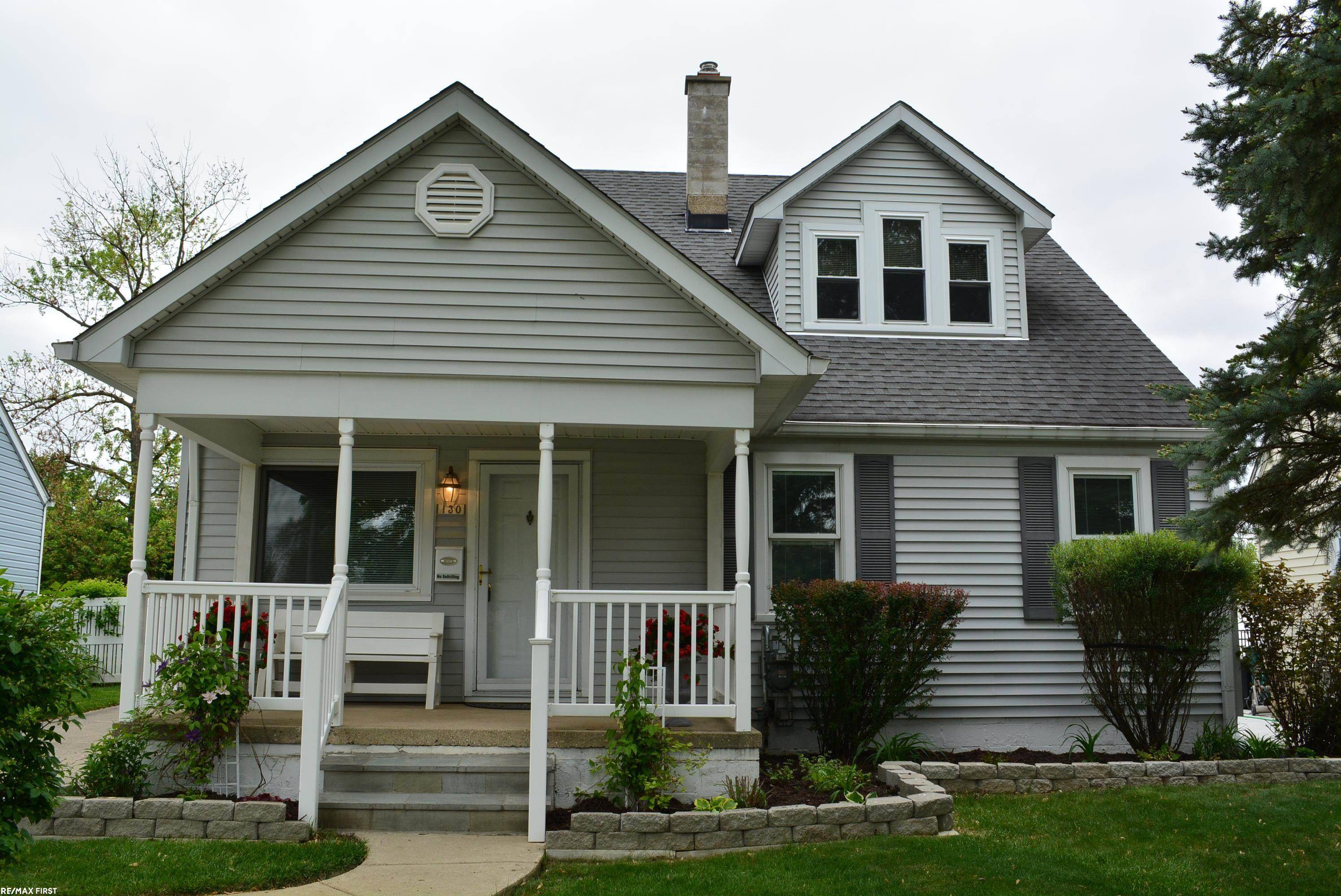 130 S Bywood Avenue, Clawson, MI 48017