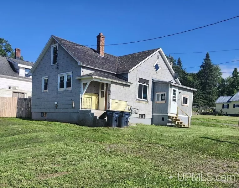 409 S Hematite Street, Bessemer, MI 49911