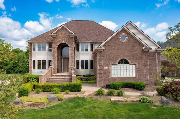 55733 Whitney Court, Shelby Twp, MI 48315