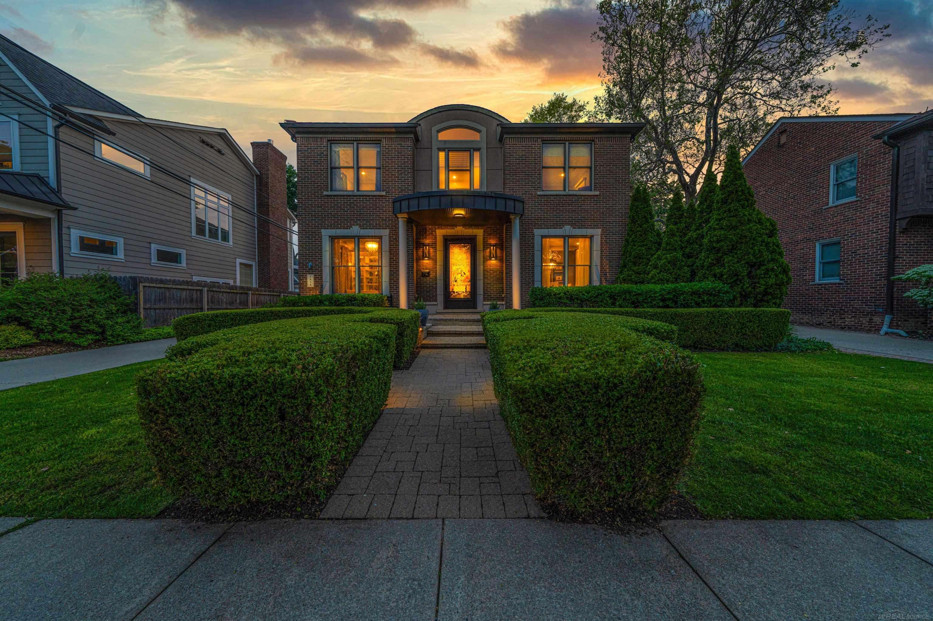 1046 S Bates Street, Birmingham, MI 48009