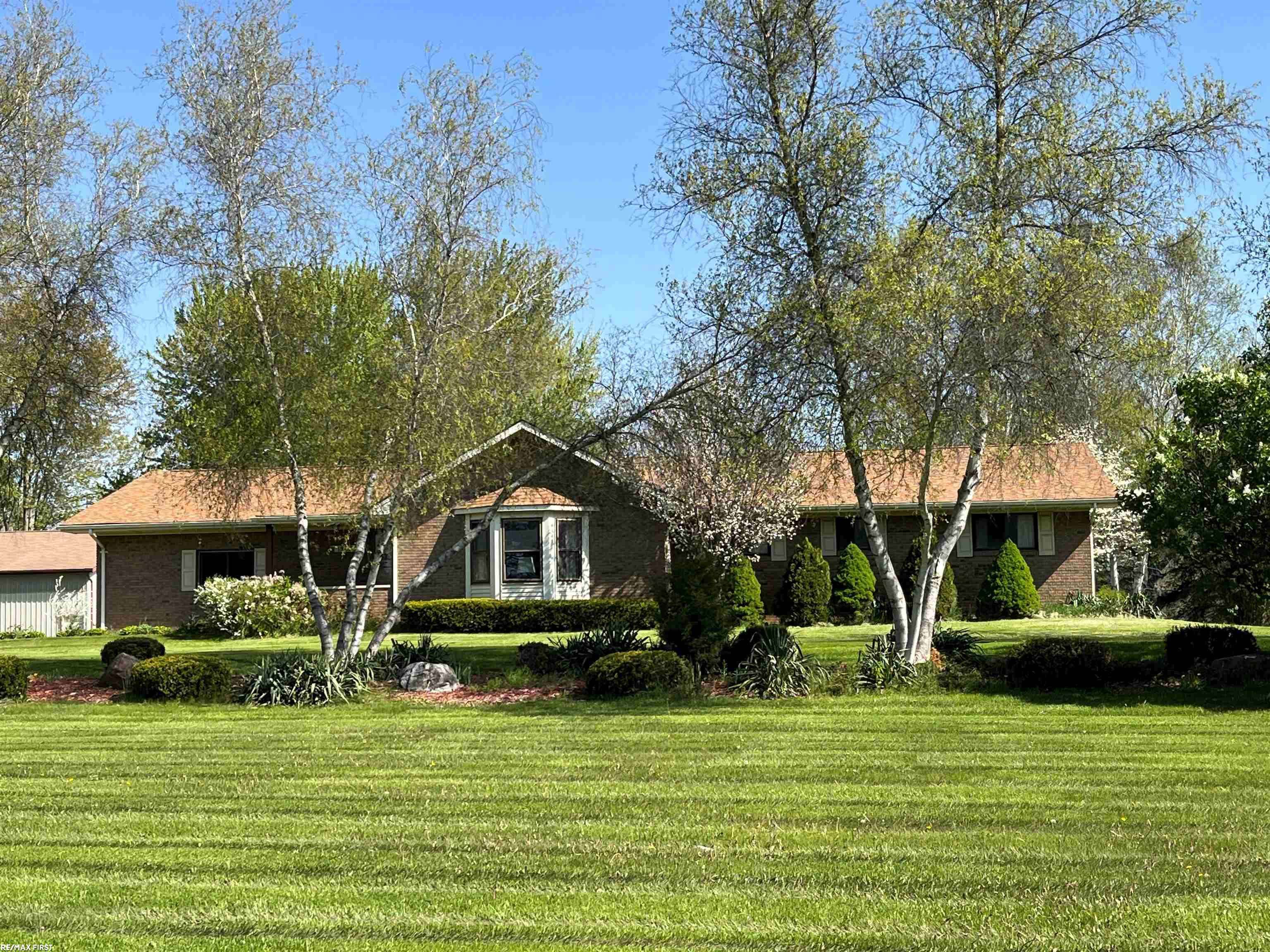 19335 32 Mile Road, Armada, MI 48005