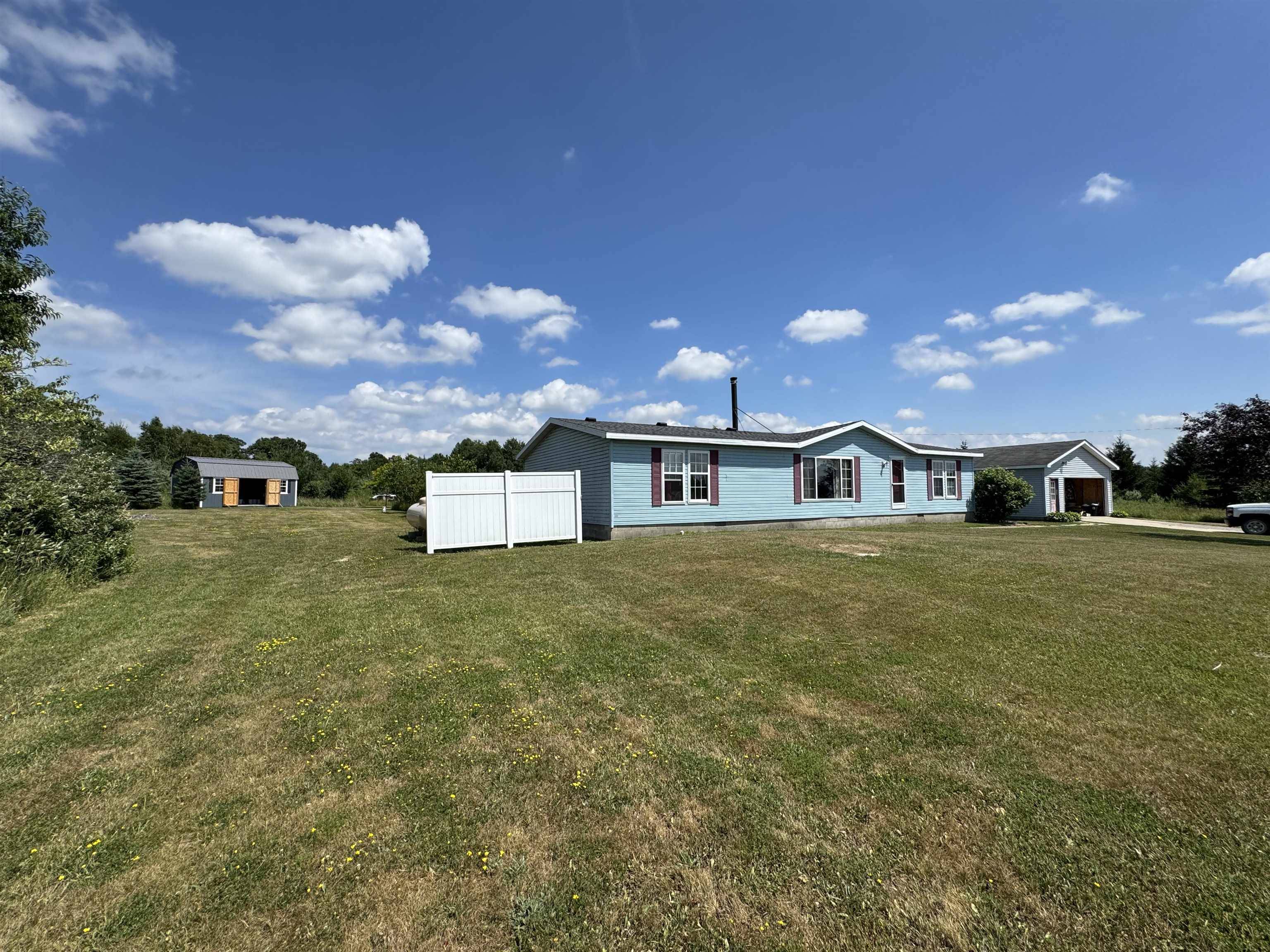 Evart, MI 49631,3828 90th Avenue