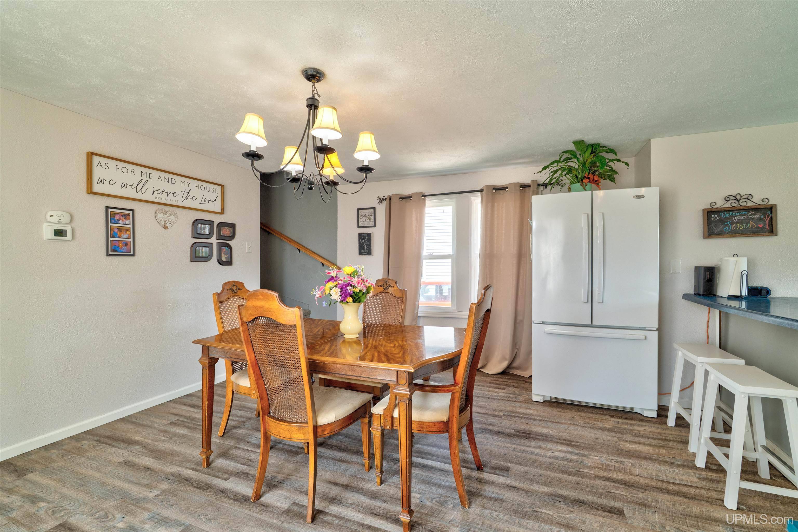 Manistique, MI 49854,615 Garden Avenue