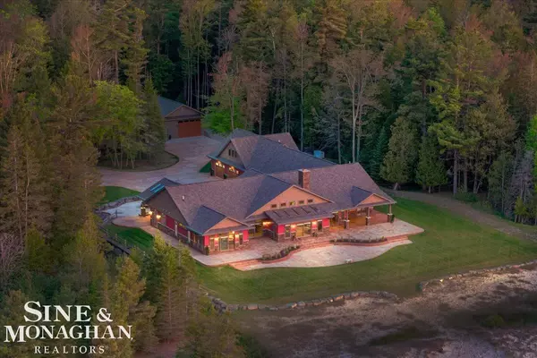 950 N Lake Huron Shore Drive, Harrisville, MI 48740