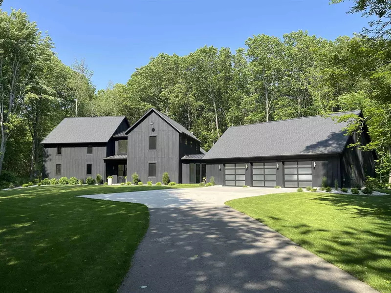 3819 Sand Castle Lane, Holland, MI 49423