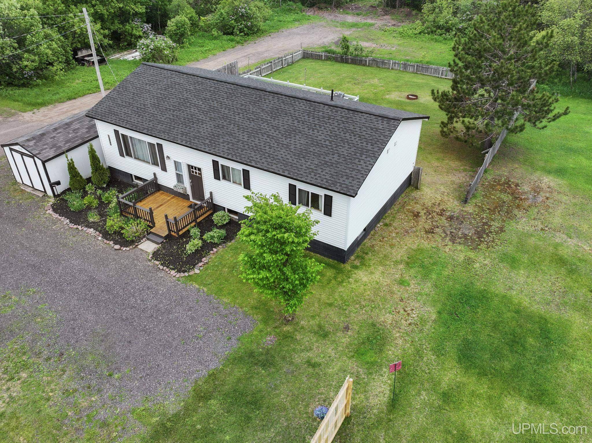 57175 Sixth Street, Calumet, MI 49913