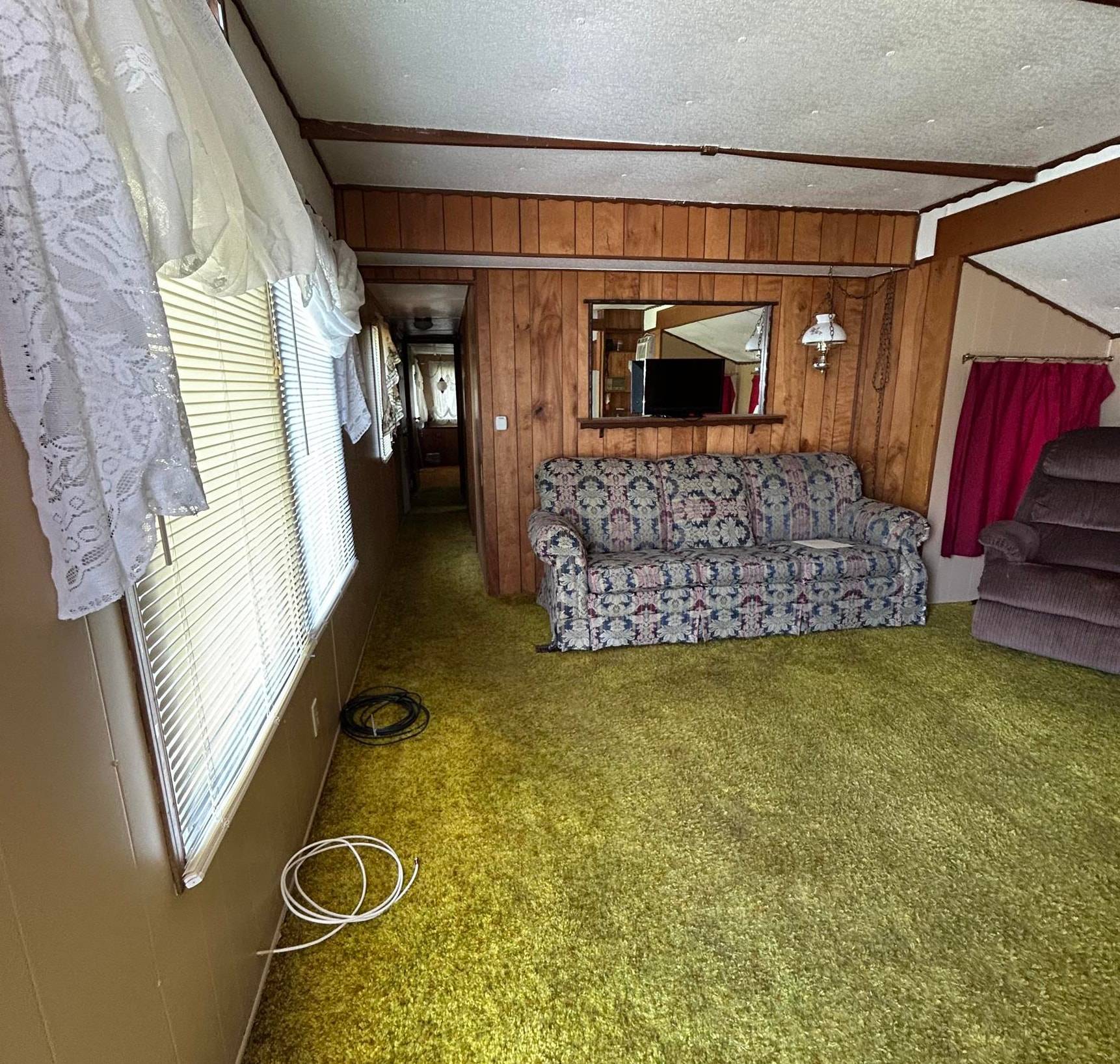 Houghton Lake Heights, MI 48630-5102,116 Woodlawn Avenue