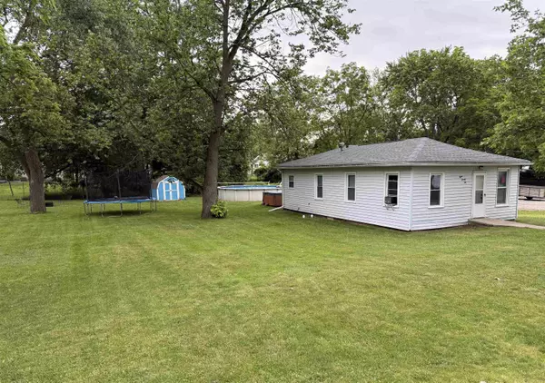 822 Glenwood Avenue, Owosso, MI 48867