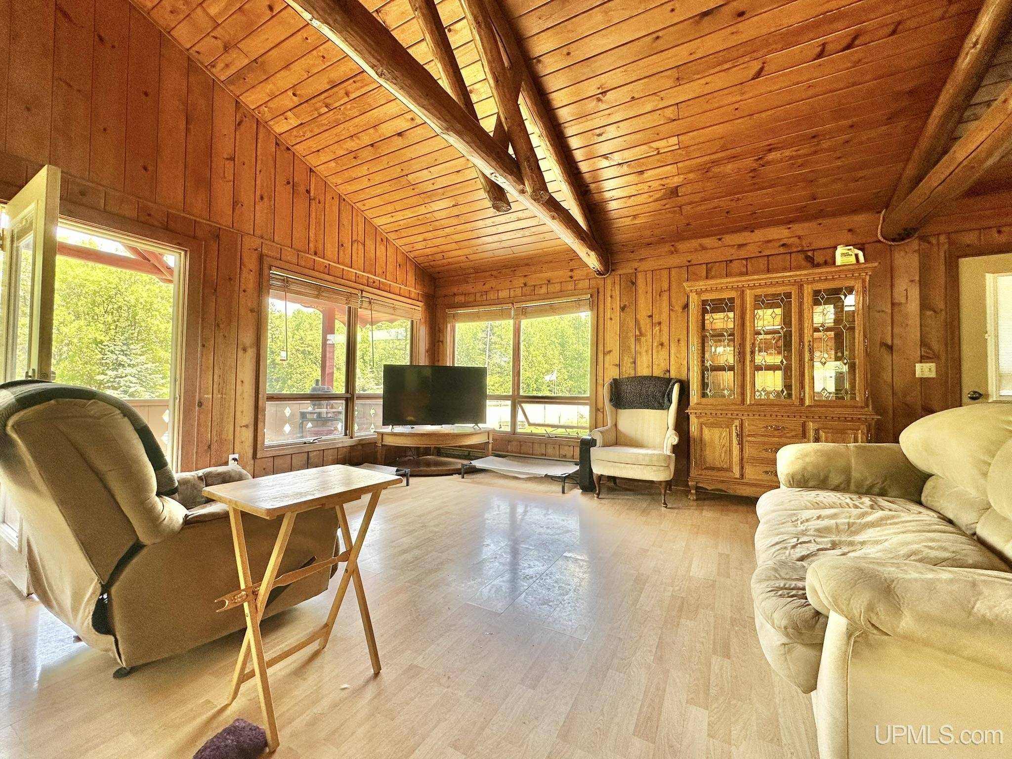 Quinnesec, MI 49876,W7065 US 2 Highway