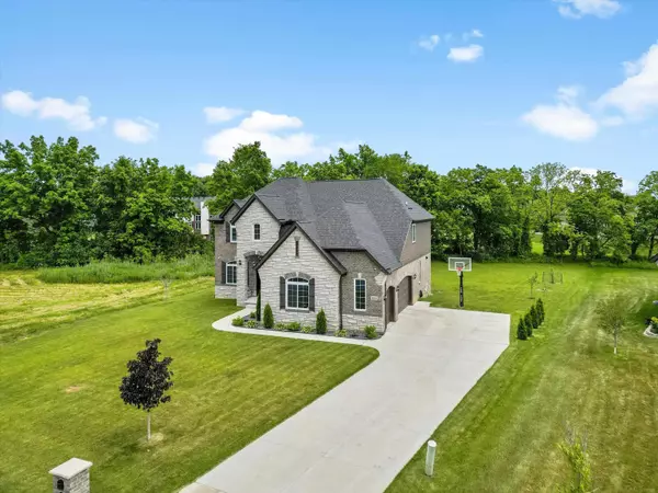 Rochester, MI 48306,4661 Applewood Court