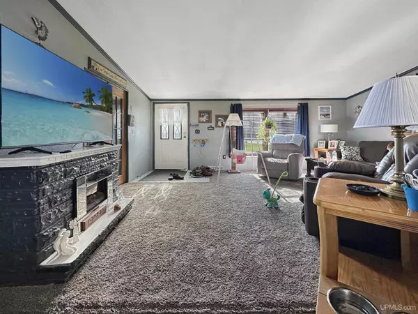 Escanaba, MI 49829,1620 Willow Creek #2 Road