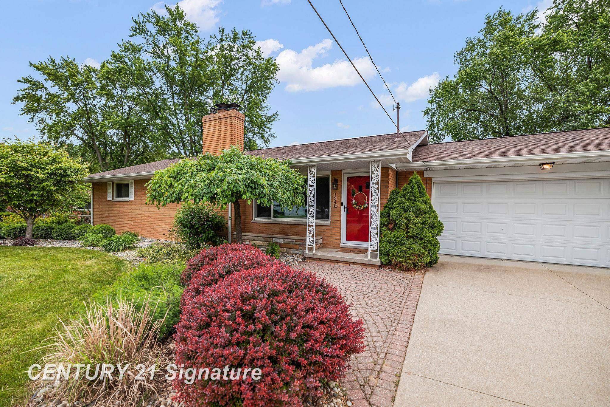 1340 Trout Road, Saginaw, MI 48638