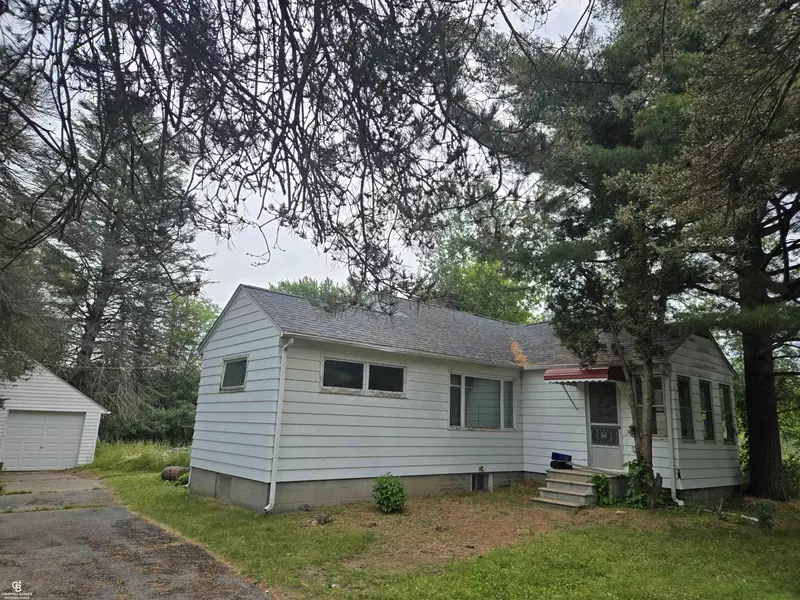 1675 Bauman Road, Columbus, MI 48063