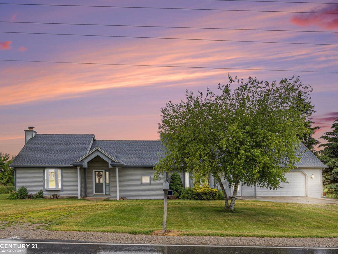 6920 Snover Road, Decker, MI 48426