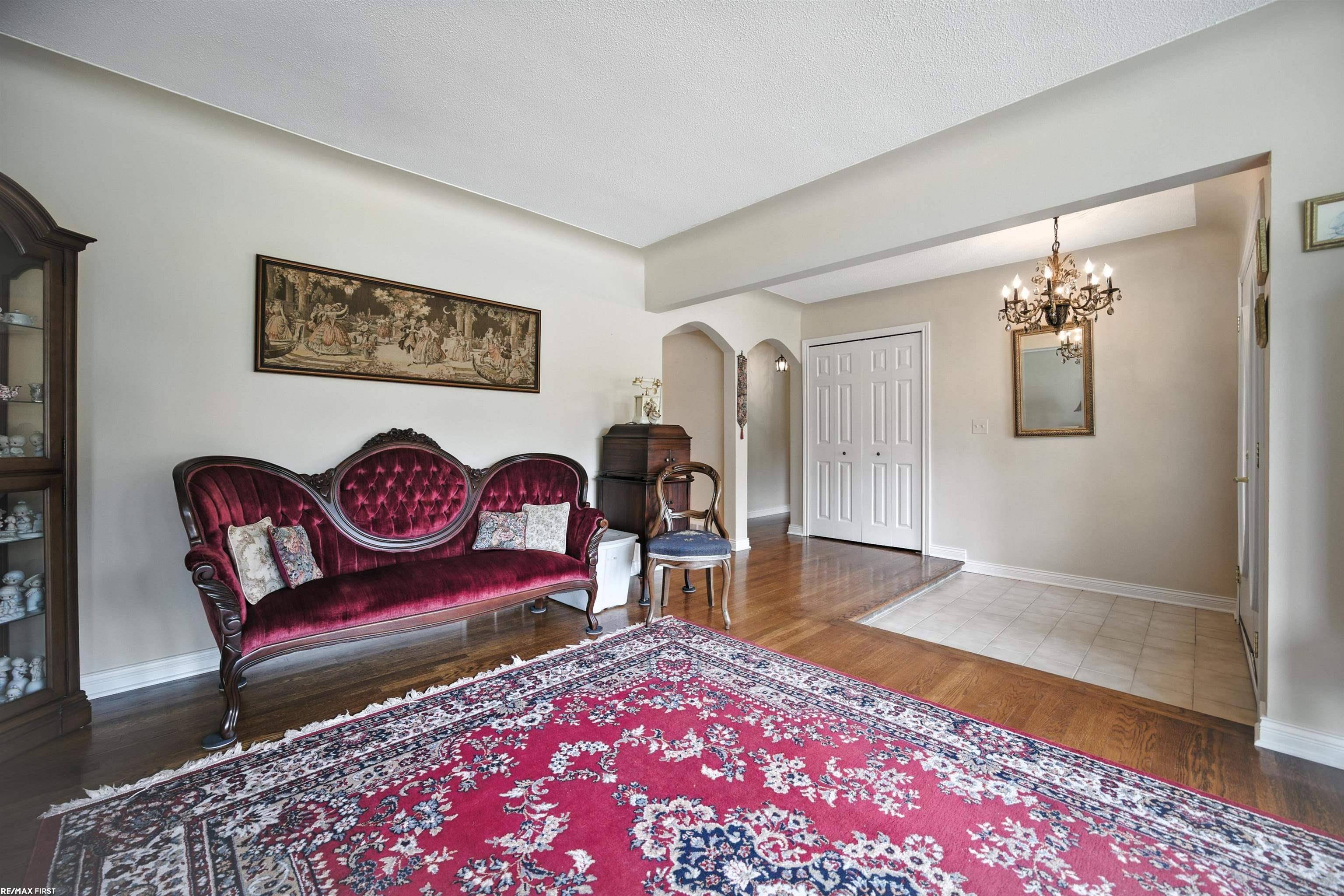 Shelby Twp, MI 48316,5350 Fieldcrest Drive