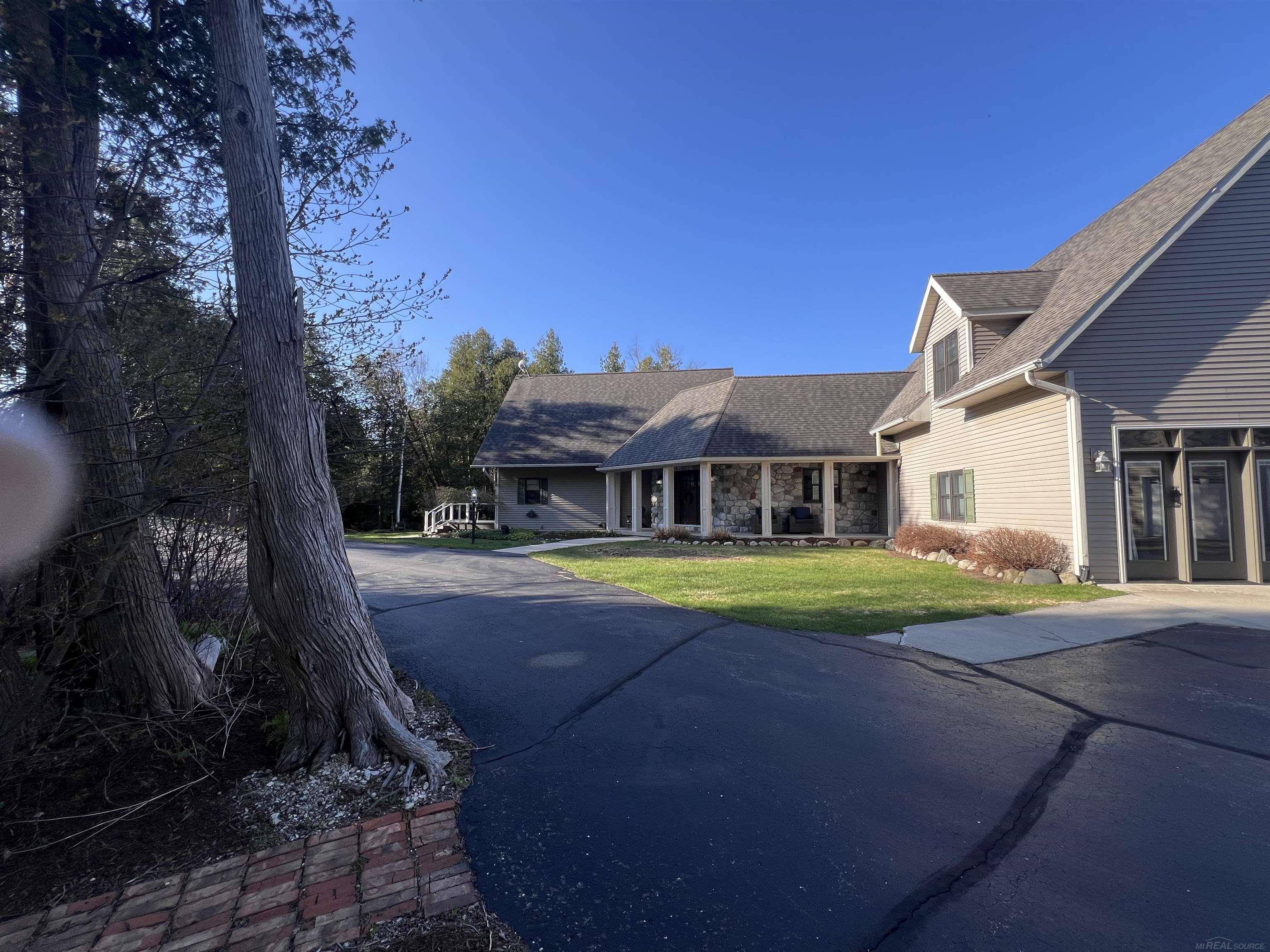 N934 Gros Cap Road, Saint Ignace, MI 49781