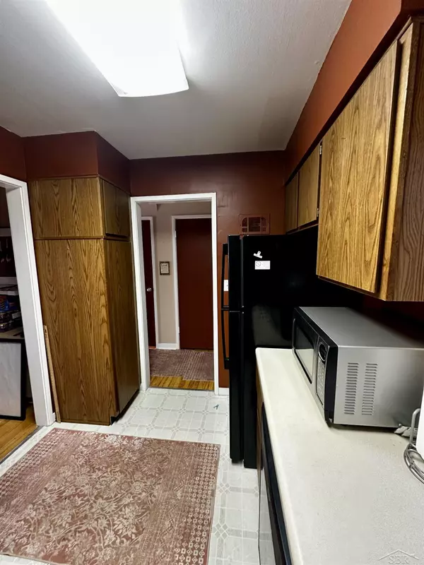 Oscoda, MI 48750,8207 Florida Unit A Common