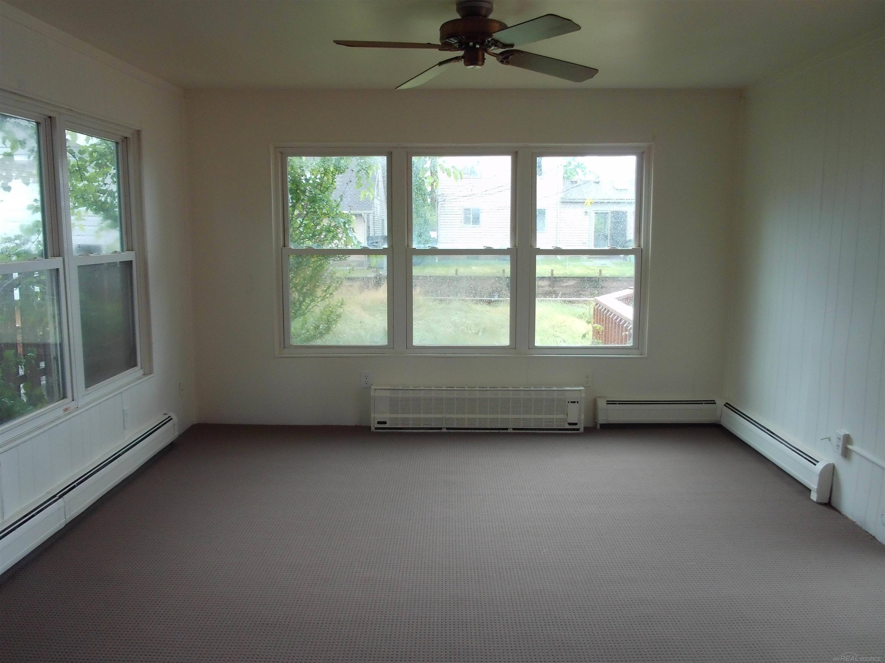 Harrison Twp, MI 48045,38014 Mallast Street