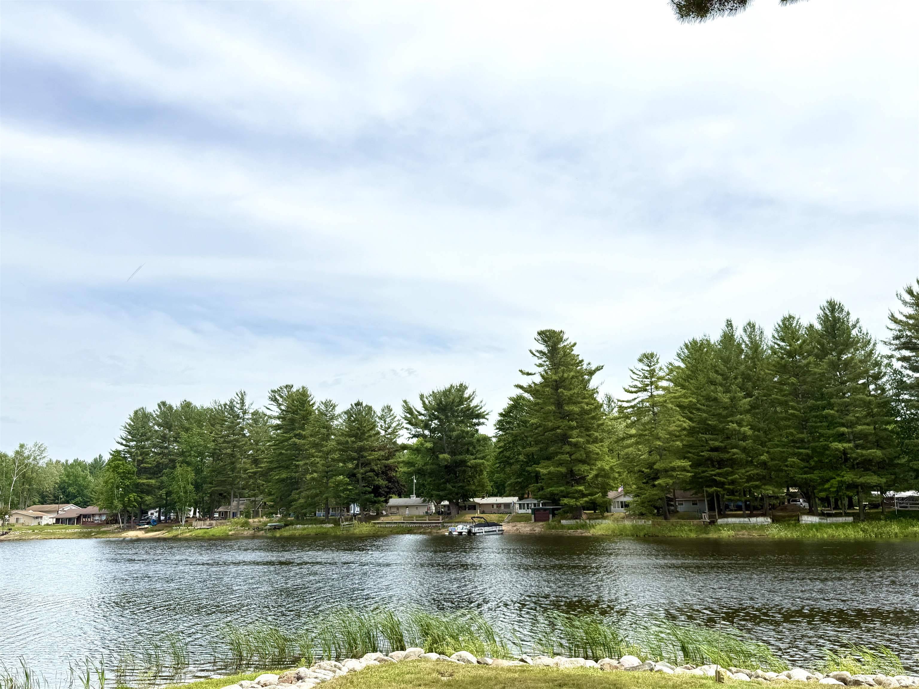 Gladwin, MI 48624,3588 Pinelands Pt Road