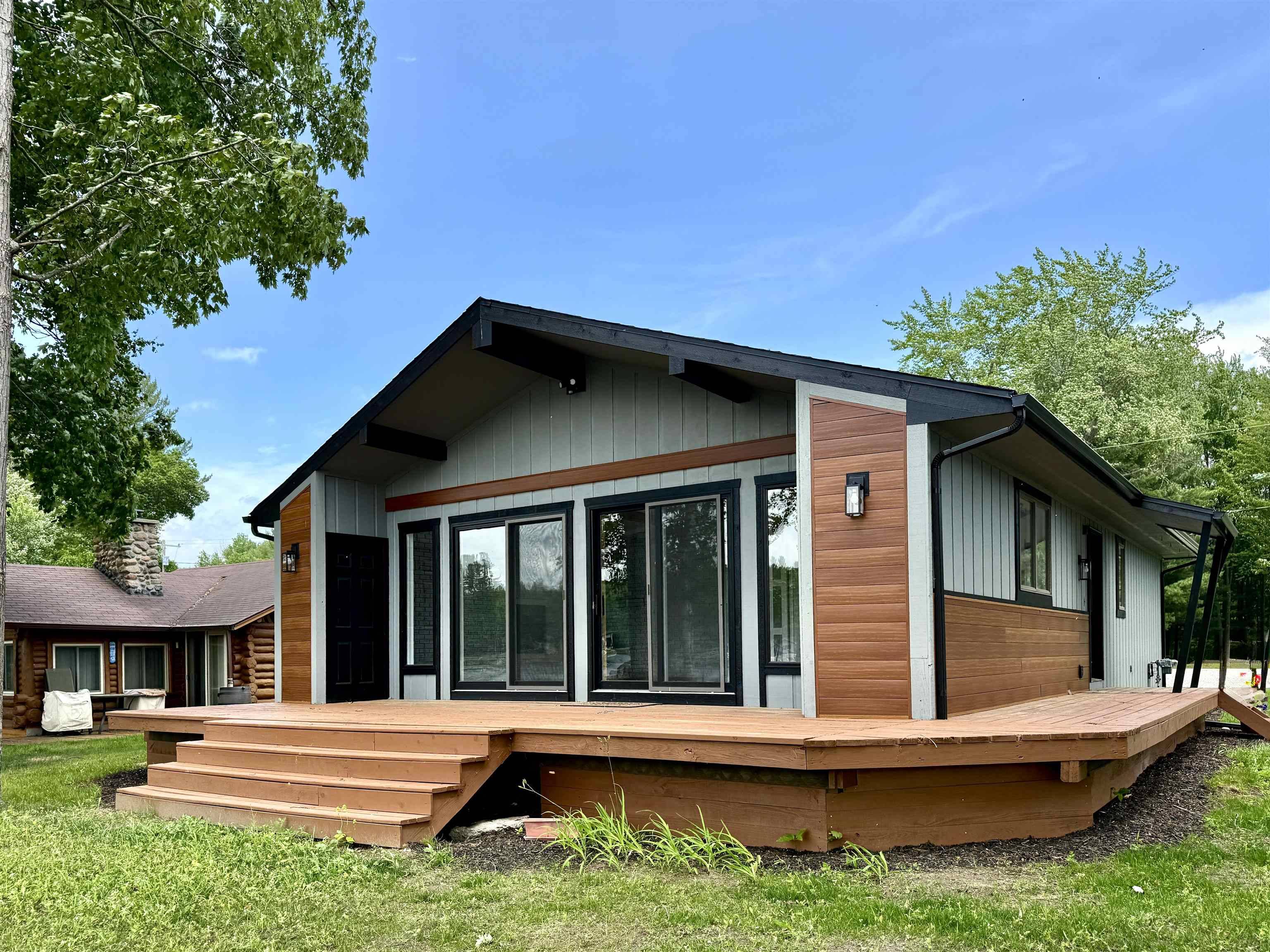 Gladwin, MI 48624,3331 Lakeshore Drive