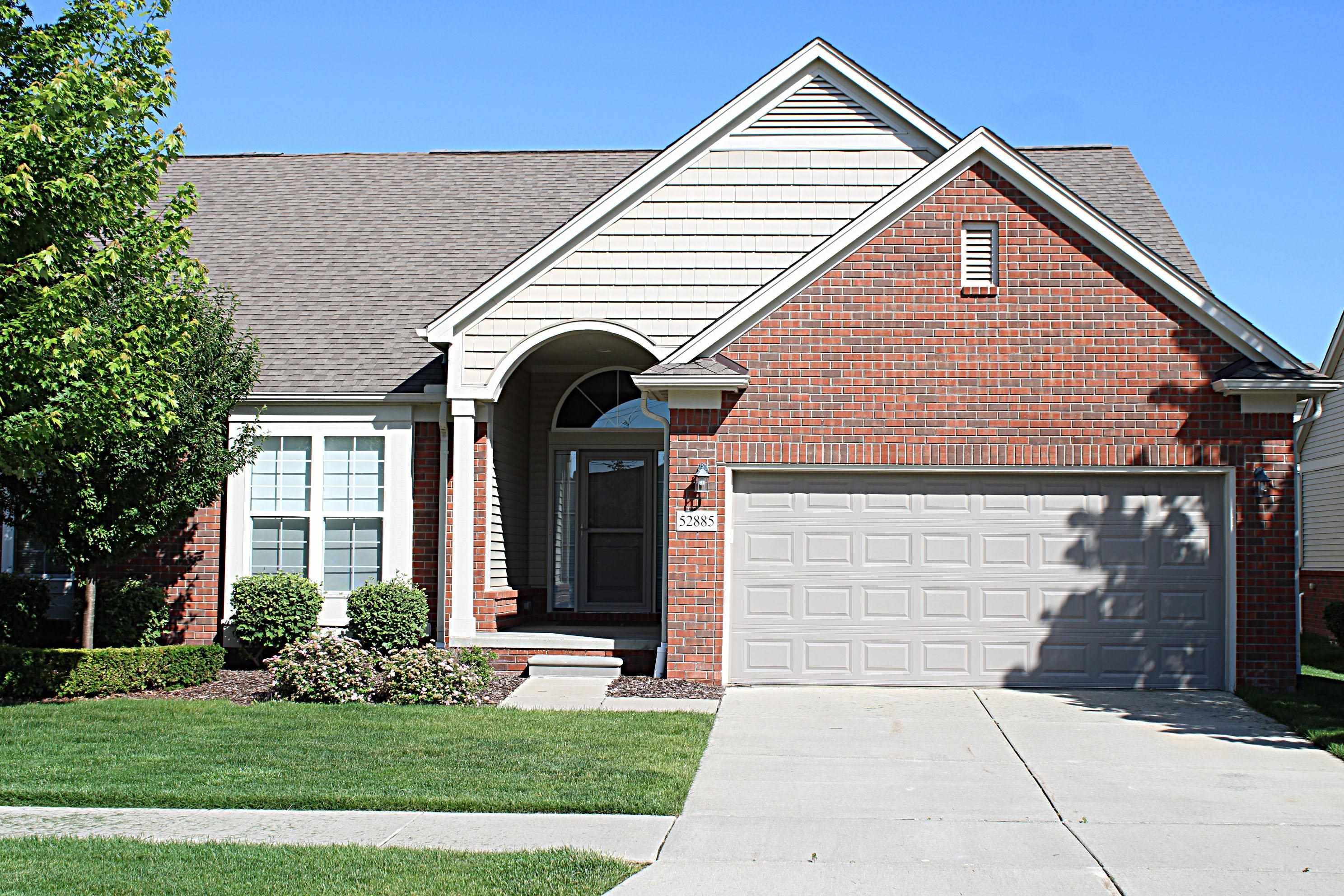52885 Ansonia Way Street, Macomb, MI 48042