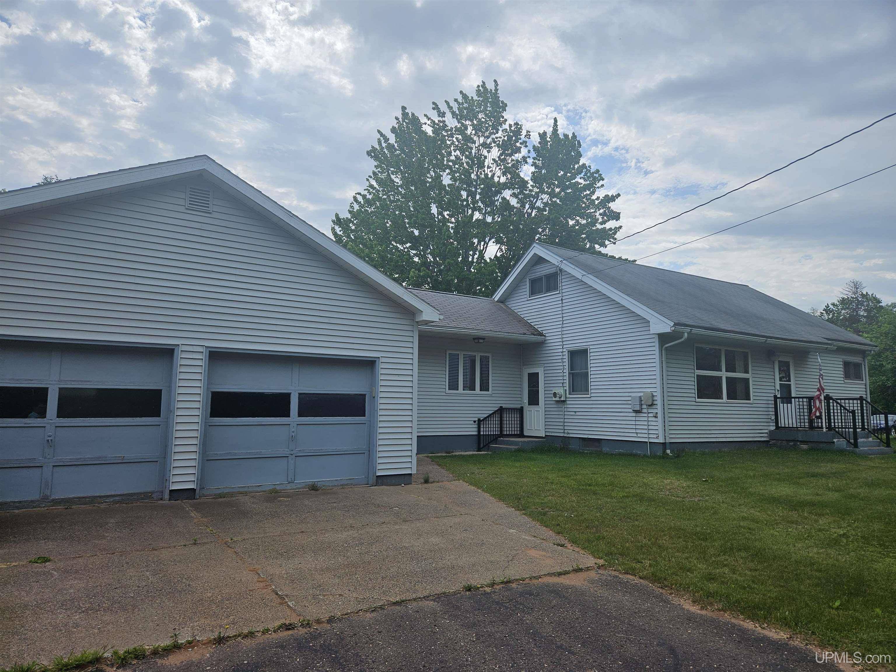 Ontonagon, MI 49953,619 N 7th Street