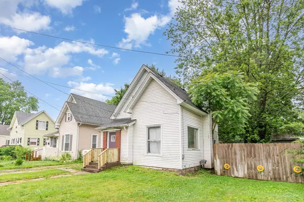 Owosso, MI 48867,735 W Stewart Street