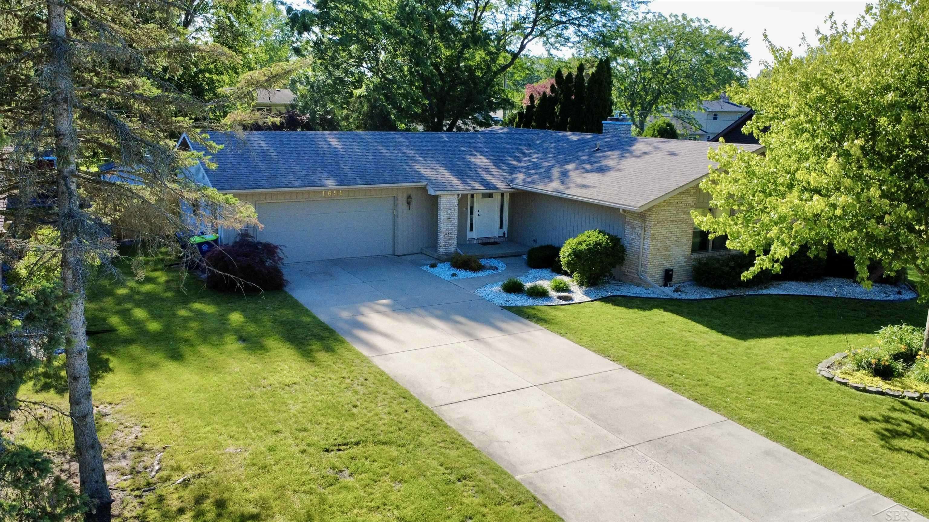 1651 Cranbrook Drive, Saginaw, MI 48638