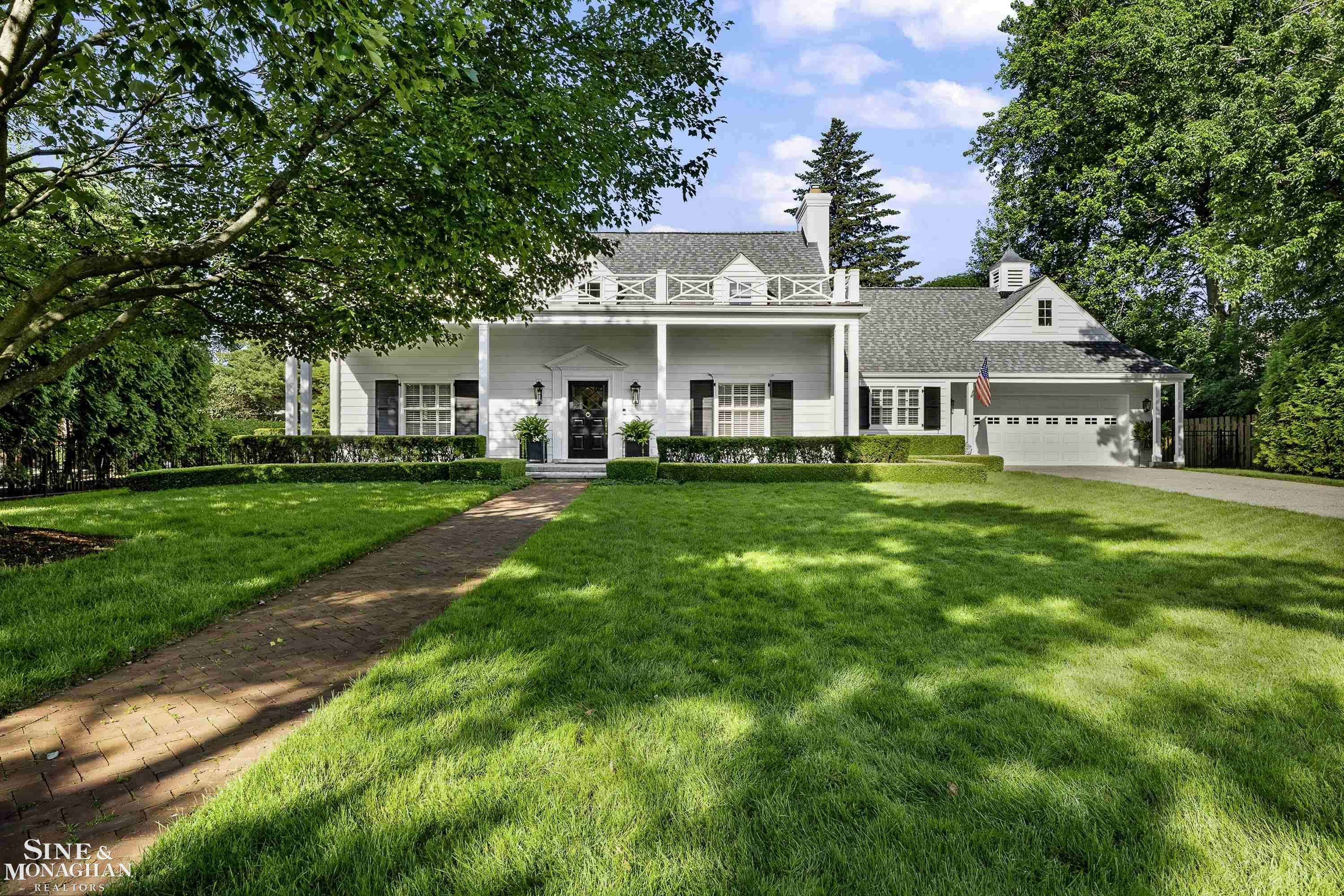 835 Ellair Place, Grosse Pointe Park, MI 48230