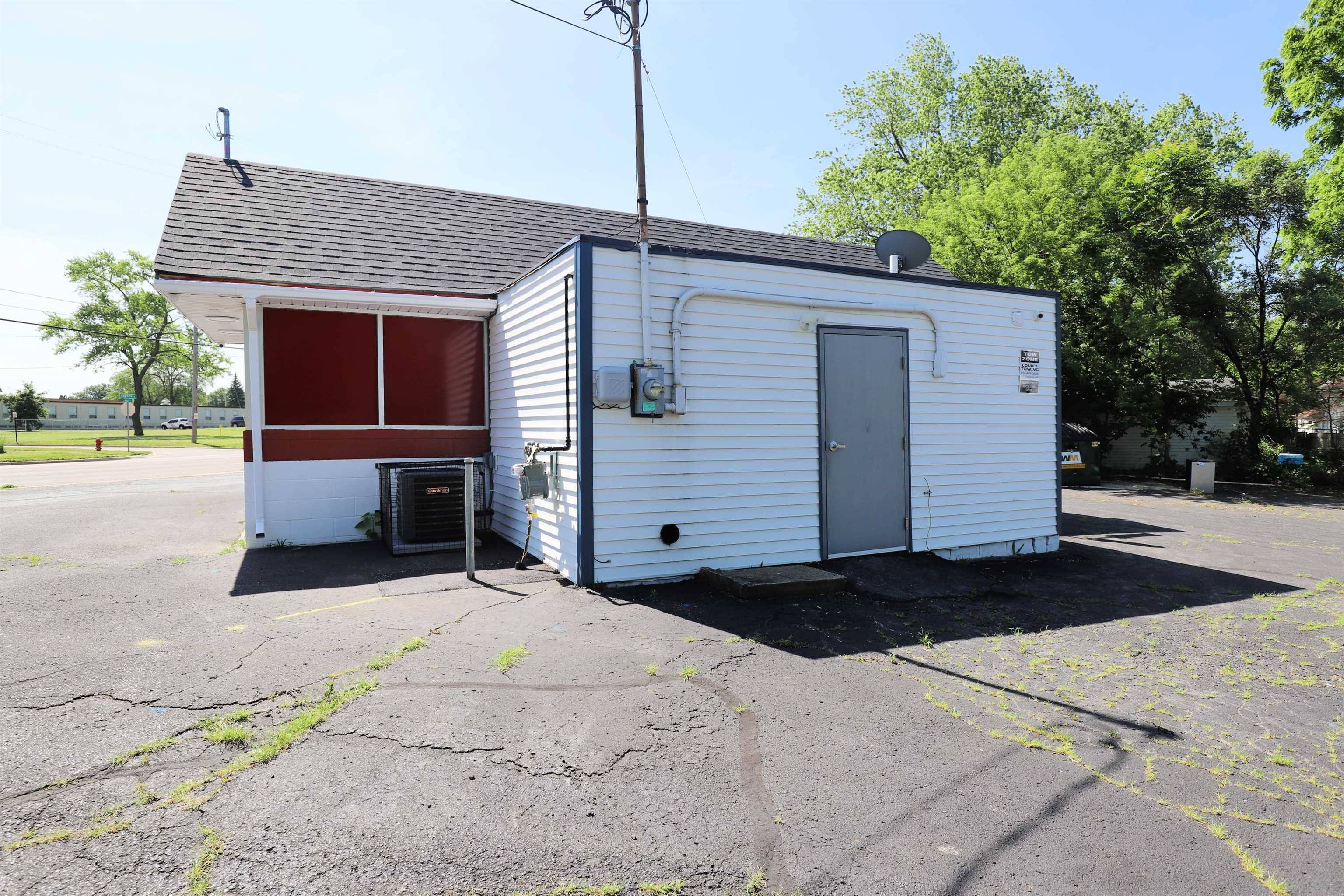 Mount Morris, MI 48458,11225 N Saginaw Street