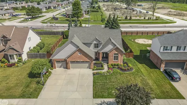 32057 Holly Drive, Chesterfield, MI 48047
