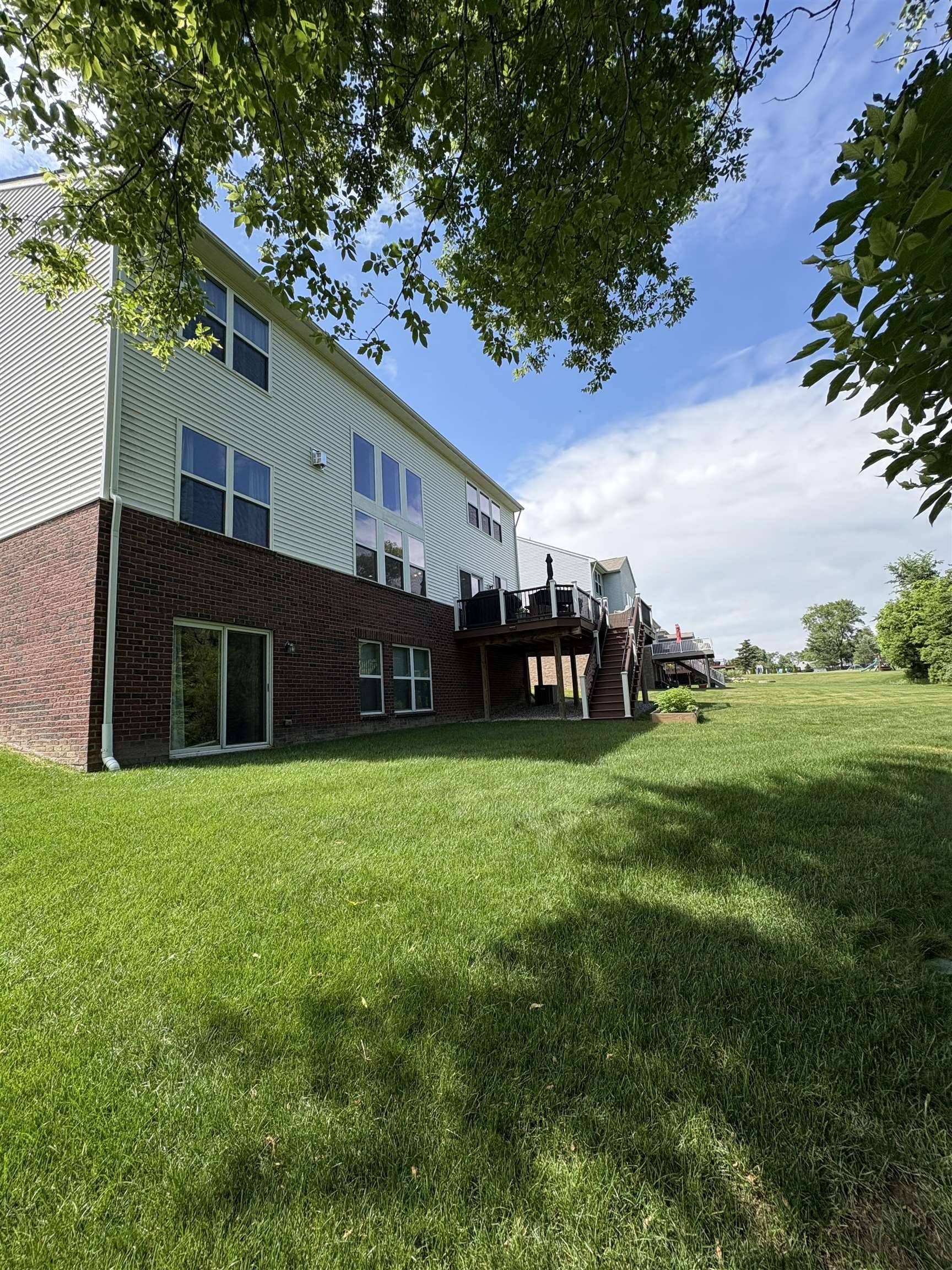 Grand Blanc, MI 48439,6075 Topaz Circle