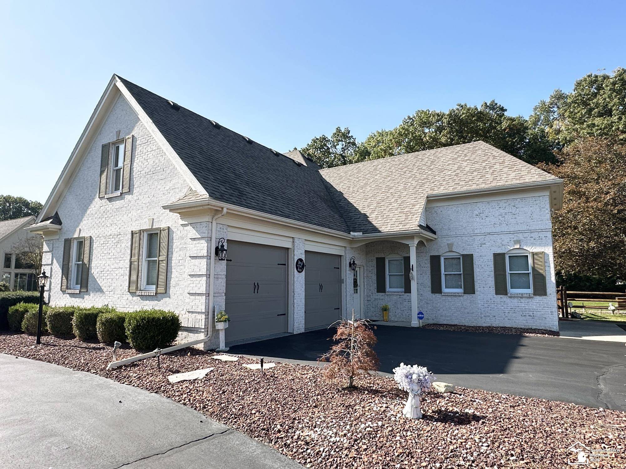Lambertville, MI 48144,6947 MEADOWVIEW Drive