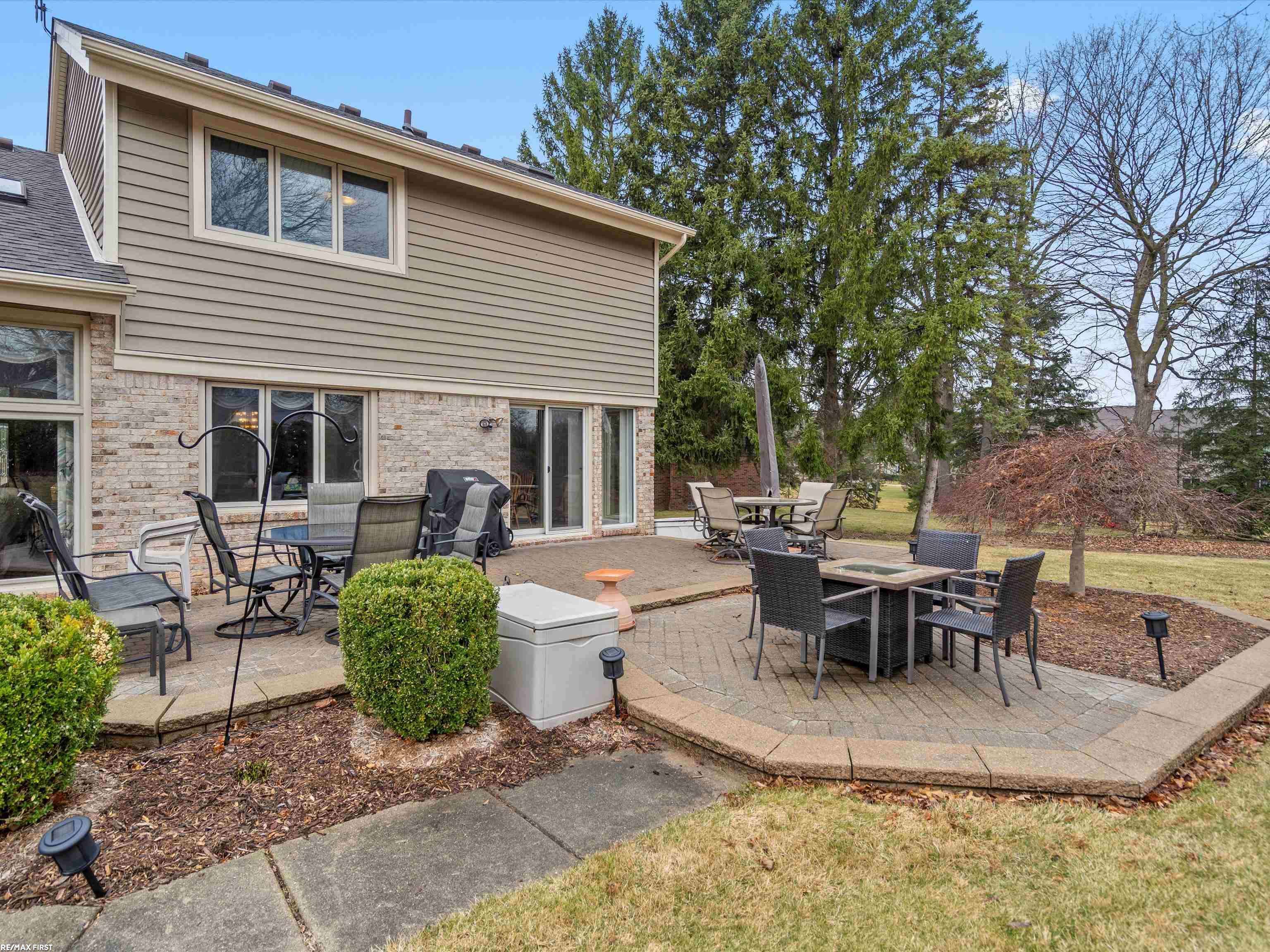Rochester Hills, MI 48309,1008 Hidden Lane