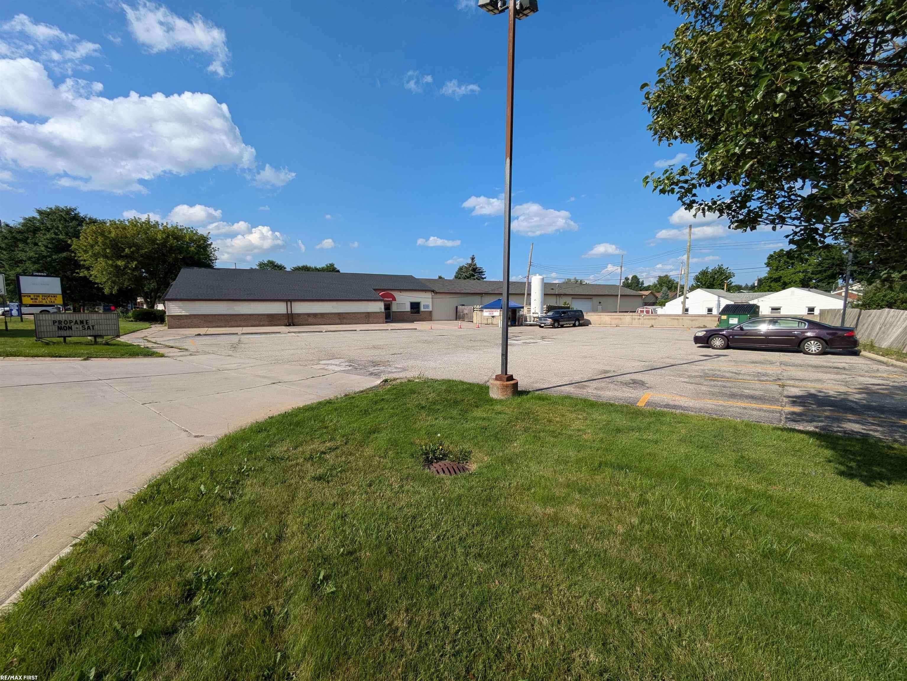 Clinton Township, MI 48035,35850 Utica Road