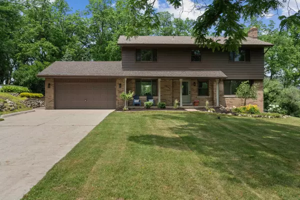 7533 Roberta Lane, Washington, MI 48094