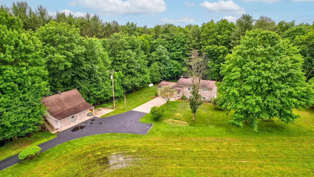 5852 Pinkerton Road, Vassar, MI 48768