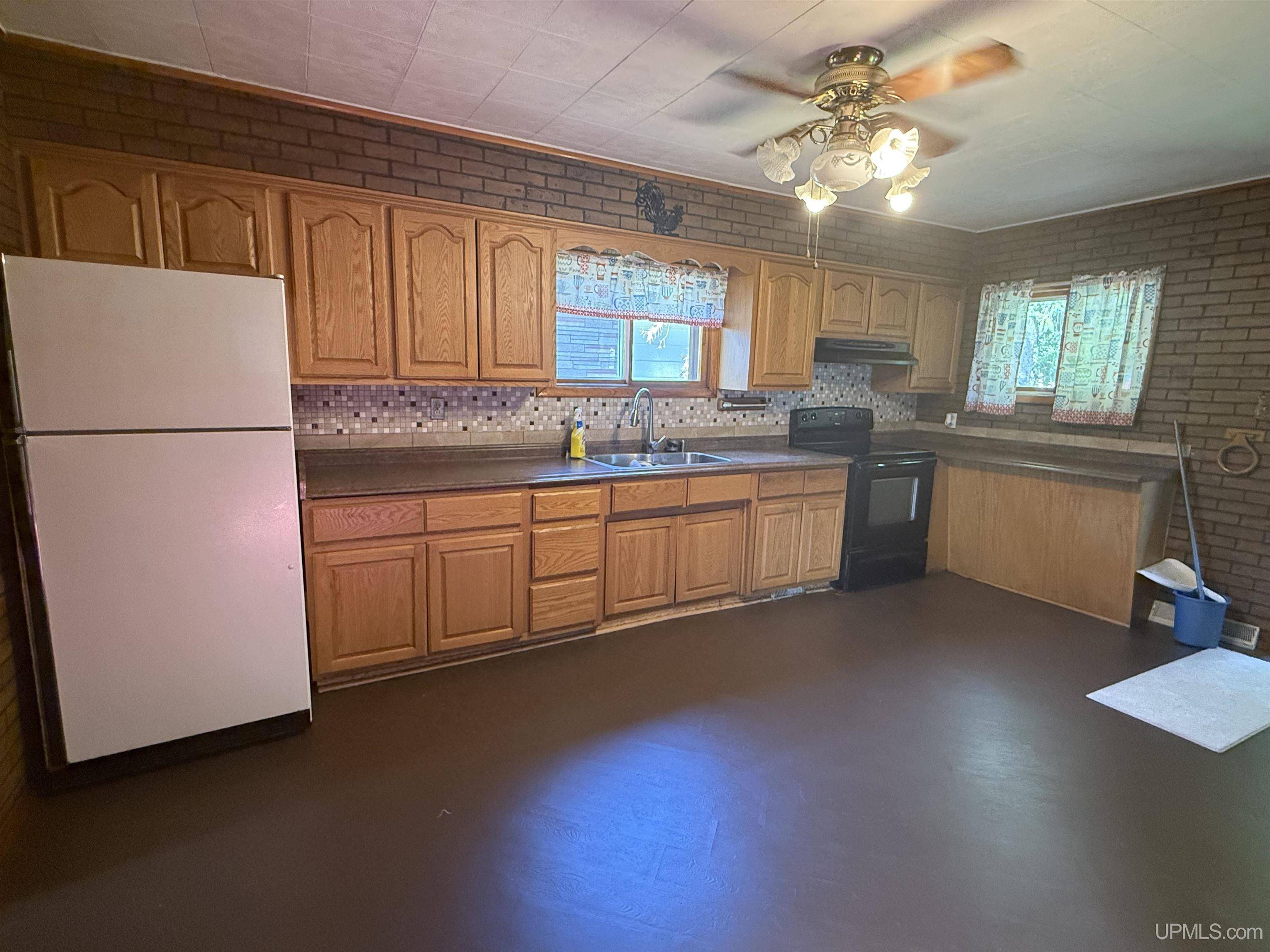 Kingsford, MI 49802,440 Balsam Street