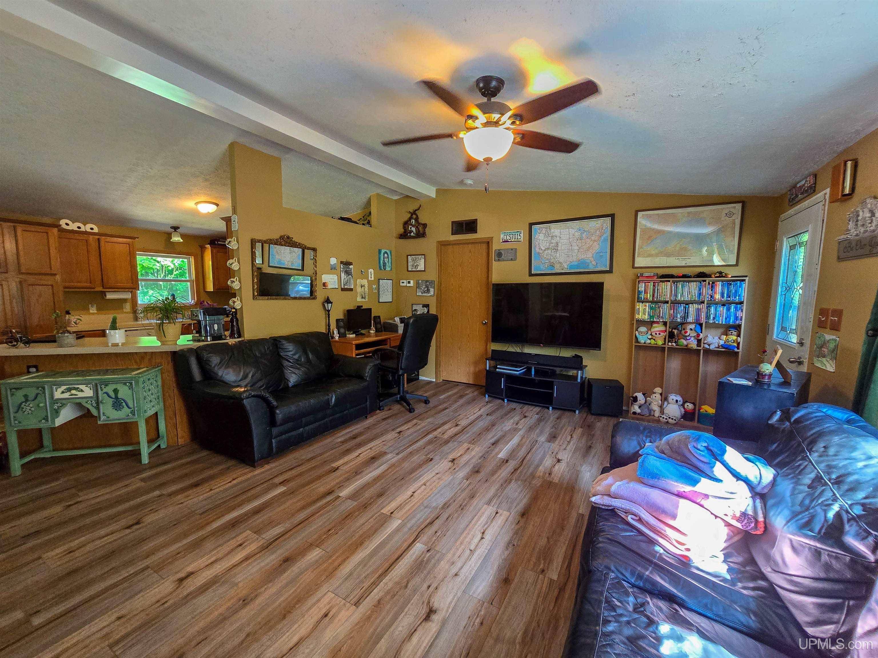 Munising, MI 49862,N6974 Tahquamenon Drive