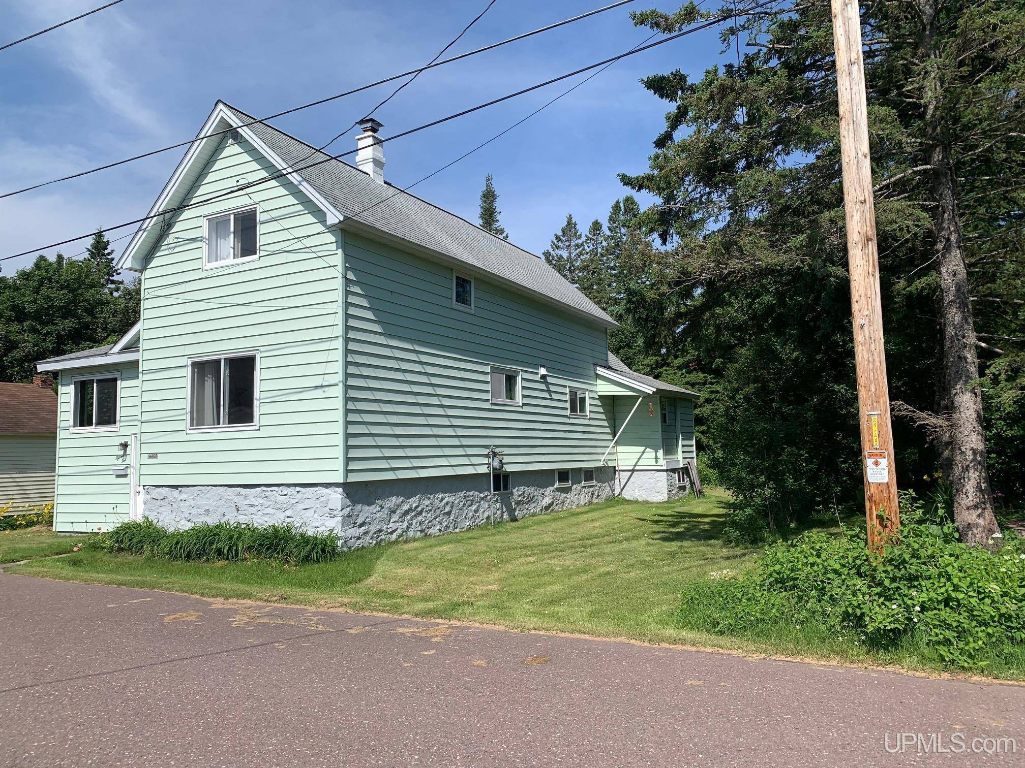 56937 Hecla Street, Calumet, MI 49913
