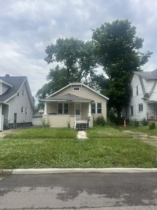 521 E marengo Avenue, Flint, MI 48505-3305